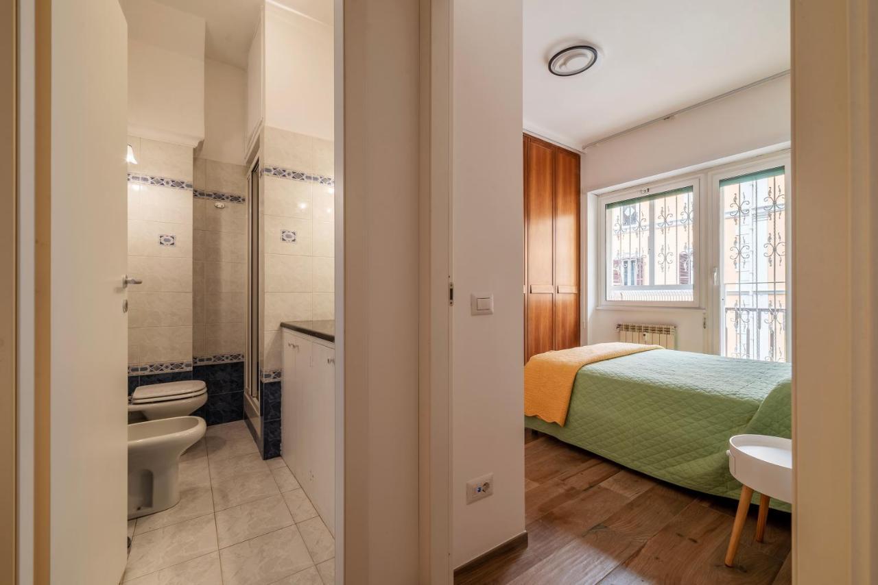 Piazza Re Di Roma Comfy Apartment ภายนอก รูปภาพ